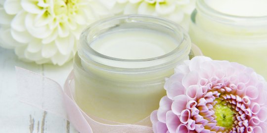 Rekomendasi Ingredients Skincare Untuk Kulit Kering