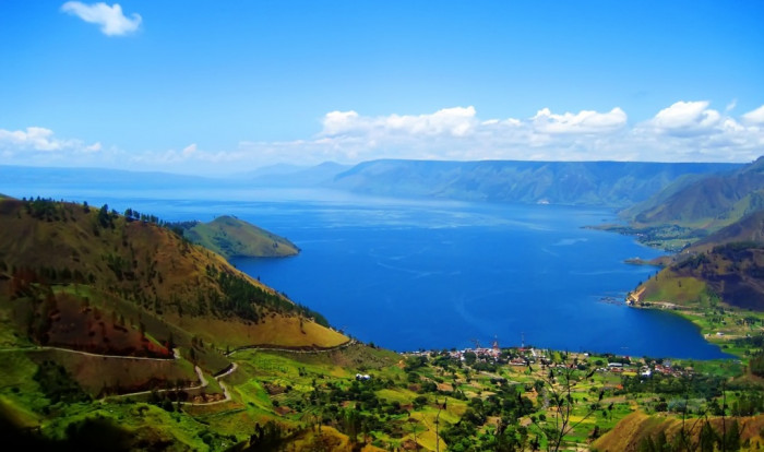 Pesona Danau Toba Dan Wisatanya