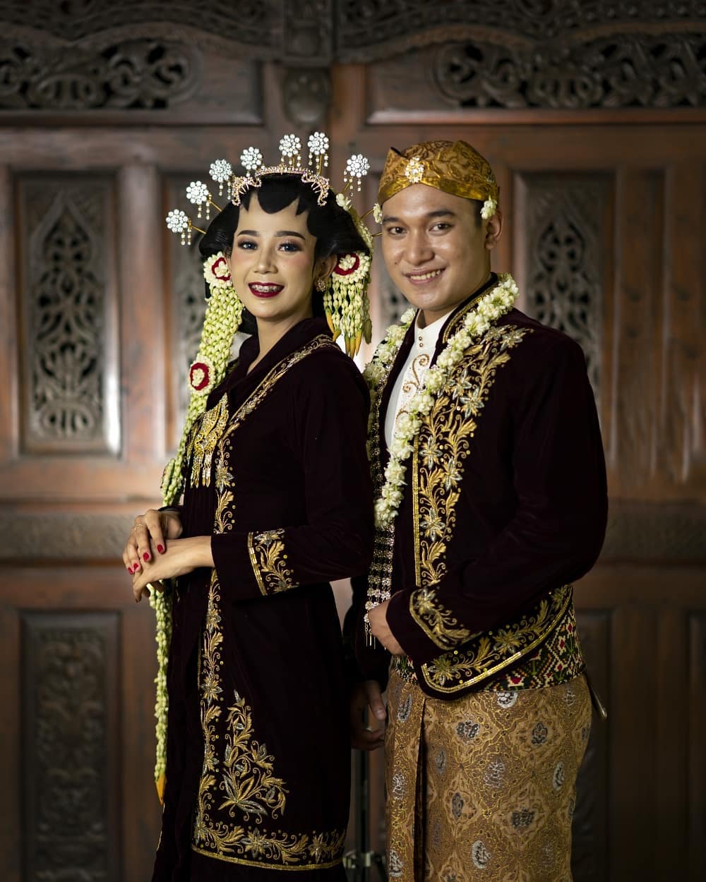 Kain Tenun Elegan