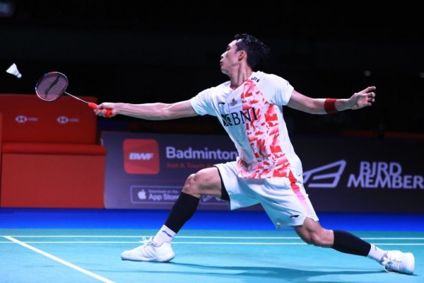 Merek Sepatu Badminton Yang Optimal Untuk Di Kenakan