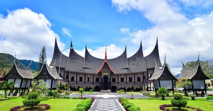 Rumah Adat Padang