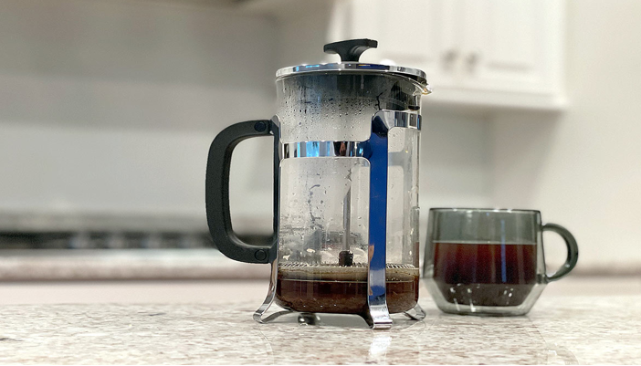 Alat Penyeduh Kopi French Press Yang Memiliki Manfaat Lainnya