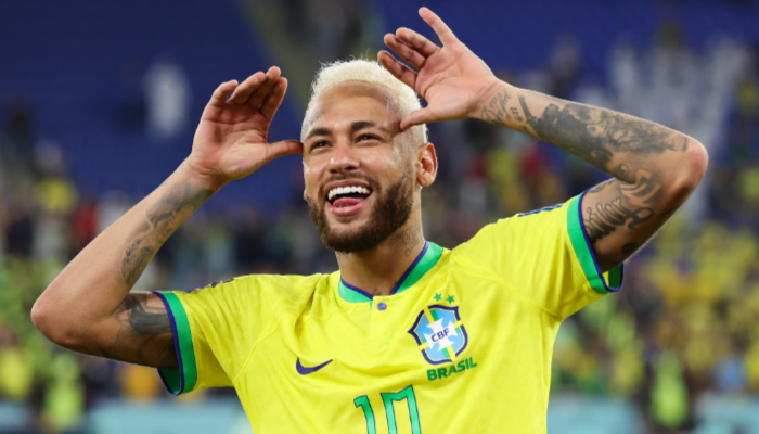 Neymar Jr, Pemain Sepak Bola Terbaik Asal Brasil