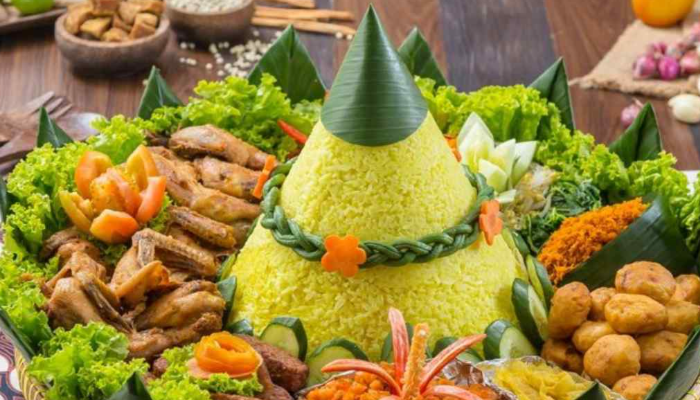 Nasi Tumpeng Menjadi Hidangan Tradisional Khas Indonesia