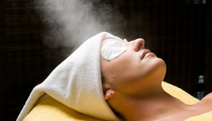 Facial Steam Boleh Dilakukan Setiap Hari, Benarkah?