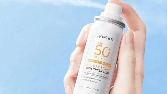 Rekomendasi Sunscreen Spray Terbaik Yang Praktis Di Gunakan