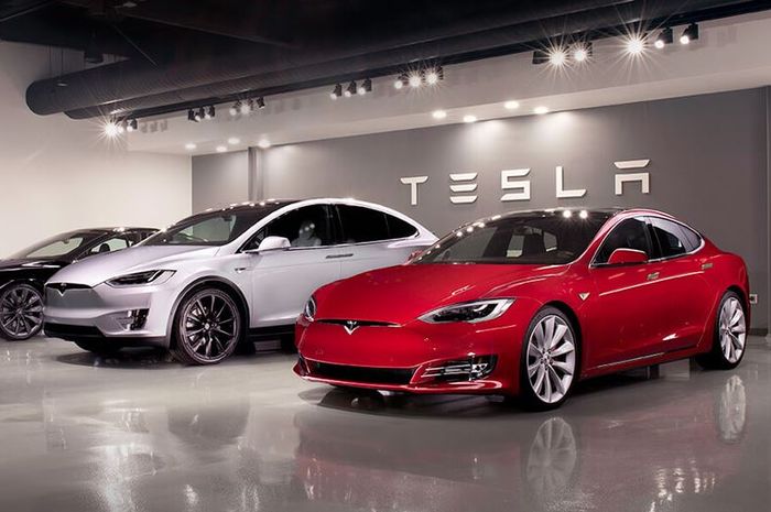 Mobil Listrik Tesla Mampu Menyangi Mobil Listrik Dari China