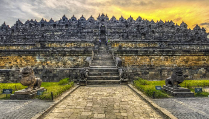 Candi Borobudur Pembangunannya Sangat Misterius