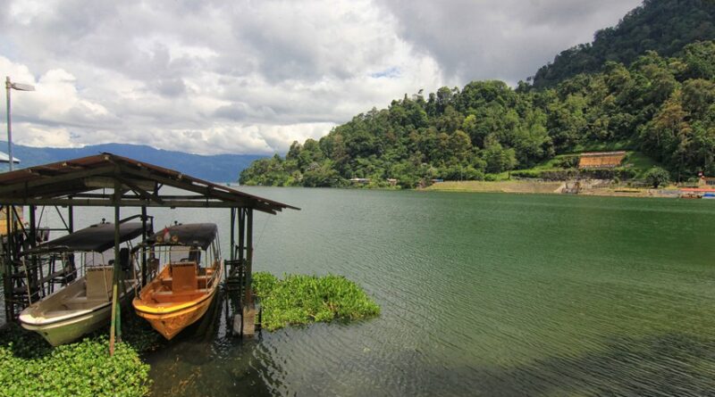 Danau Maninjau Sumbar