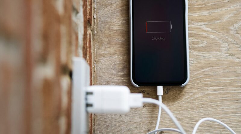 Referensi Kabel Charger Untuk Pengguna iPhone Yang Berkualitas