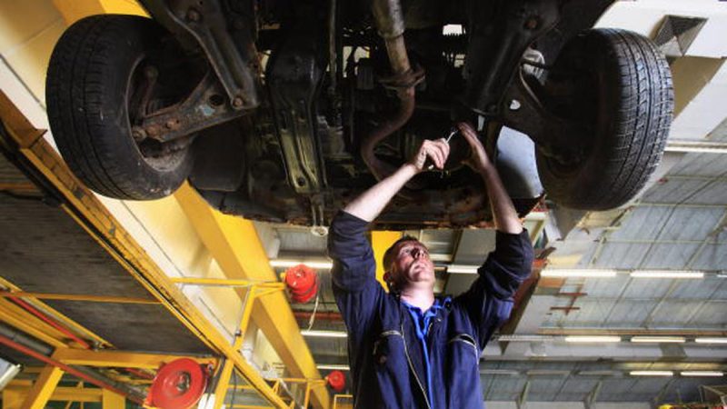 Bagian Onderdil Mobil Paling Mahal Biaya Servisnya