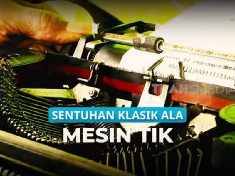 Peran Mesin Tik Manual