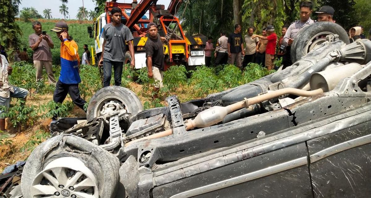 Tragedi Tebing Tinggi Kereta Api Tabrak Avanza, 9 Orang Tewas