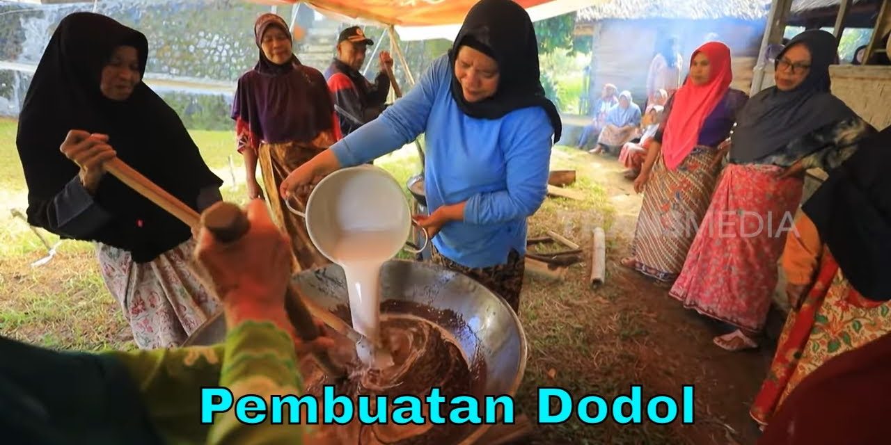 Peran Dodol Dalam Tradisi Kehidupan Masyarakat Indonesia