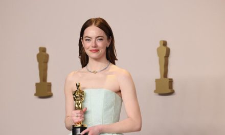 Emma Stone, Aktris Berbakat Hollywood dengan Karier Gemilang