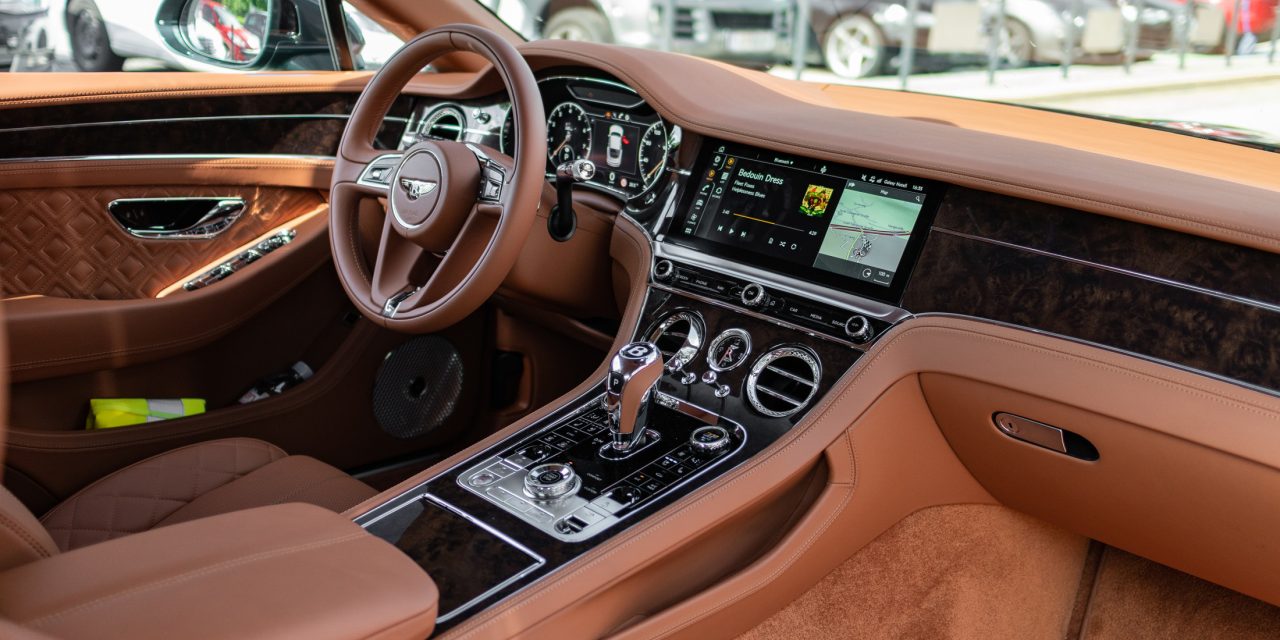 Bentley Continental GT Fitur Dan Teknologi Yang Sangat Canggih