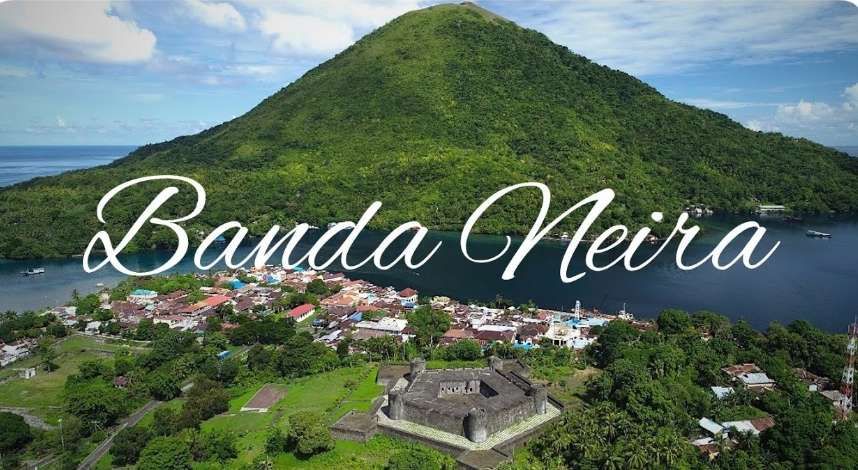 Banda Neira