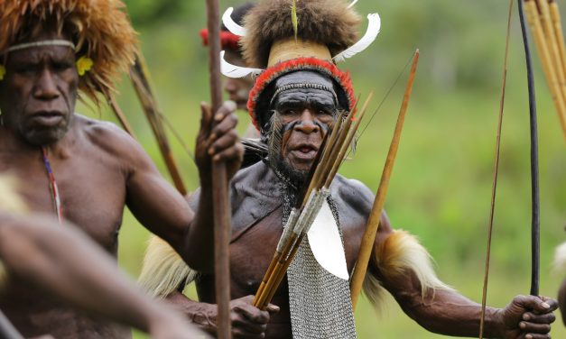 Suku Dani Mendiami Wilayah Dataran Tinggi Papua, Indonesia