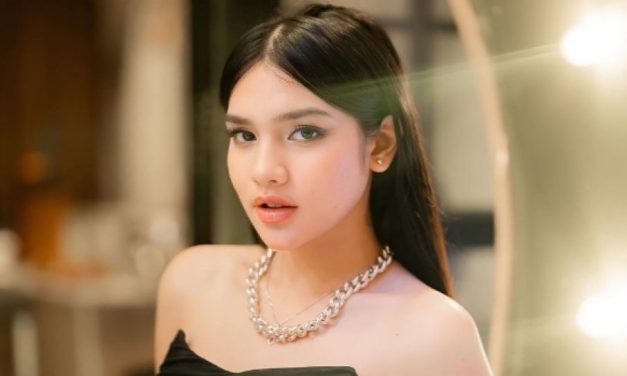 Davina Karamoy Aura Yang Kuat Membuat Pria Terpesona