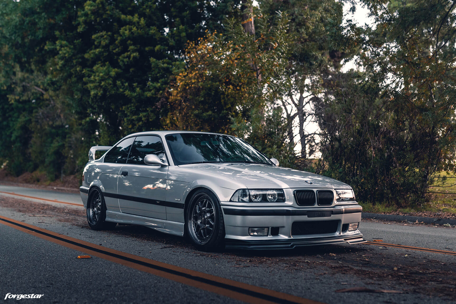 Mobil BMW E36