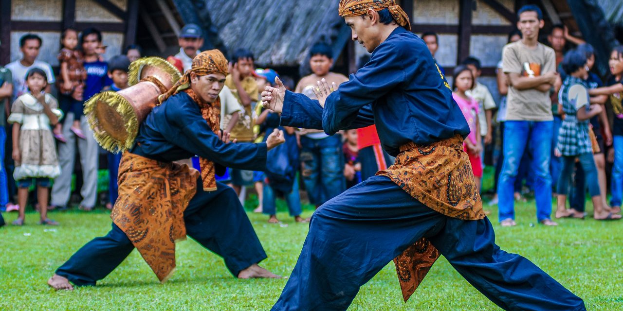 Suku Sunda Dengan Karakteristik Khas dan Unik