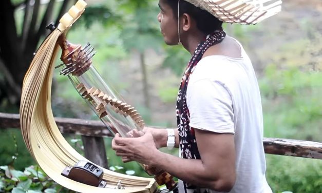 Sasando Alat Musik Tradisional Yang Unik Dan Harus Di Jaga