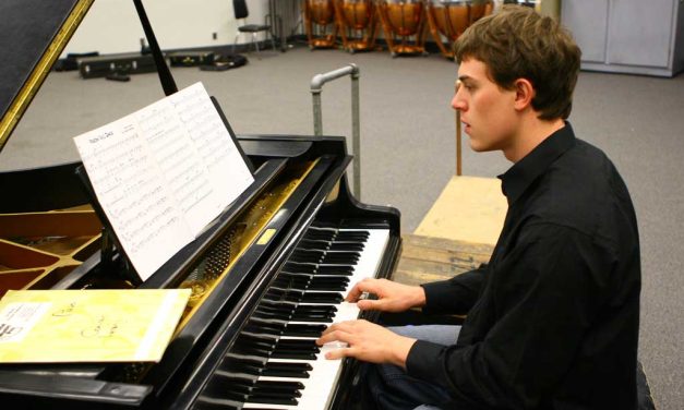 Hobi Bermain Piano Banyak Manfaat Dan Berkembang Jadi Karir