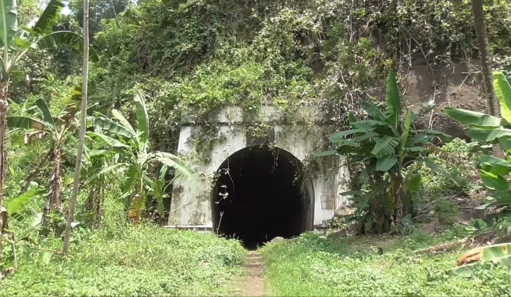 Terowongan Wilhelmina, Terowongan Mistis Di Kalipucang