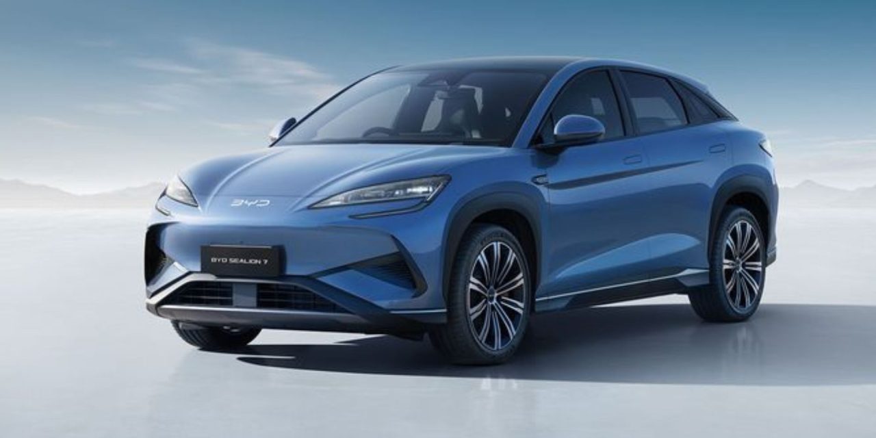 BYD Sealion 7, SUV Listrik Yang Menawarkan Paket Lengkap